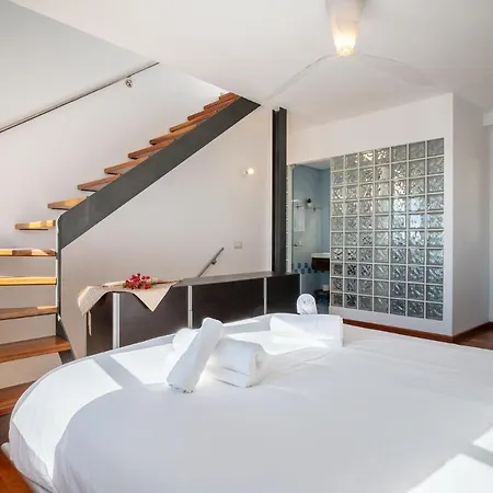 Moli 37 House - Port View Terrace Apartment *